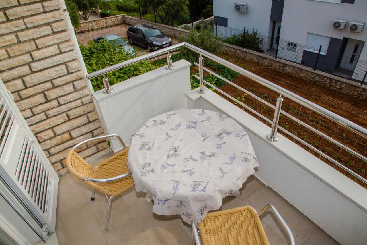 Tonica Apartments Новаля Екстер'єр фото